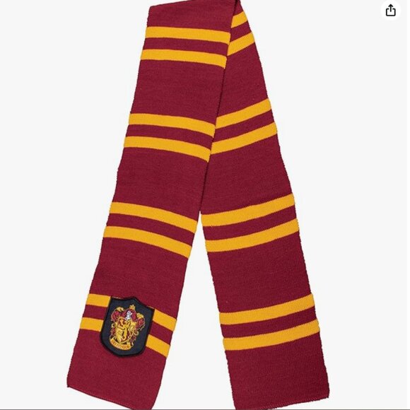 Halloween / Festival - Costumes | Unisex Gryffindor Robe and scarf :) - Picture 2 of 3